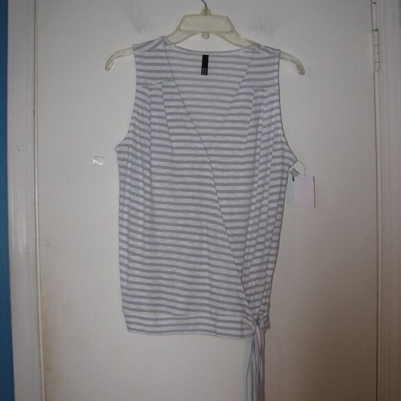 Dachoe Tops - Dacheo Faux Wrap Top Large ? NWT Gray and White Stripes Striped
